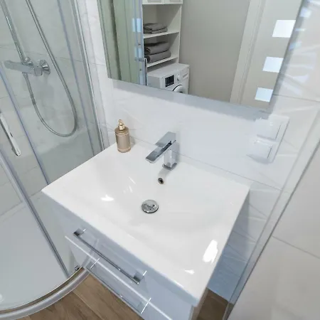 Rybacka 12a/20, - 3 * Kołobrzeg